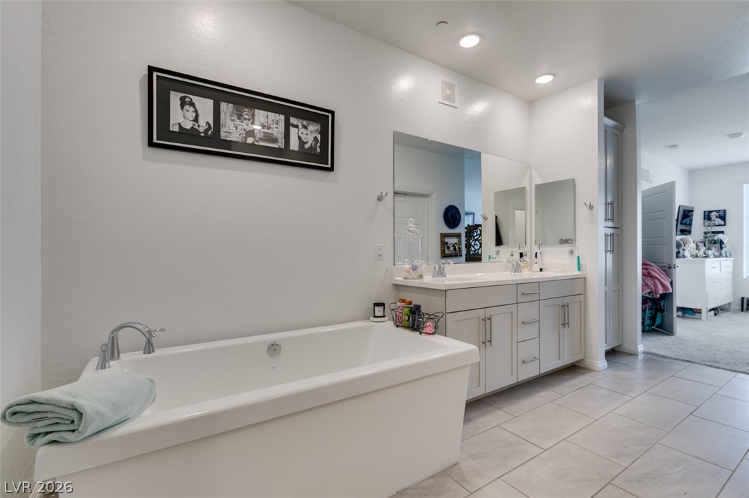 2555 Hampton Road 4104 Henderson NV 89052