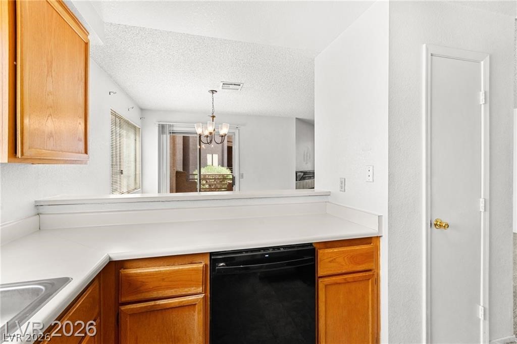 6867 Tamarus Street 104 Las Vegas NV 89119
