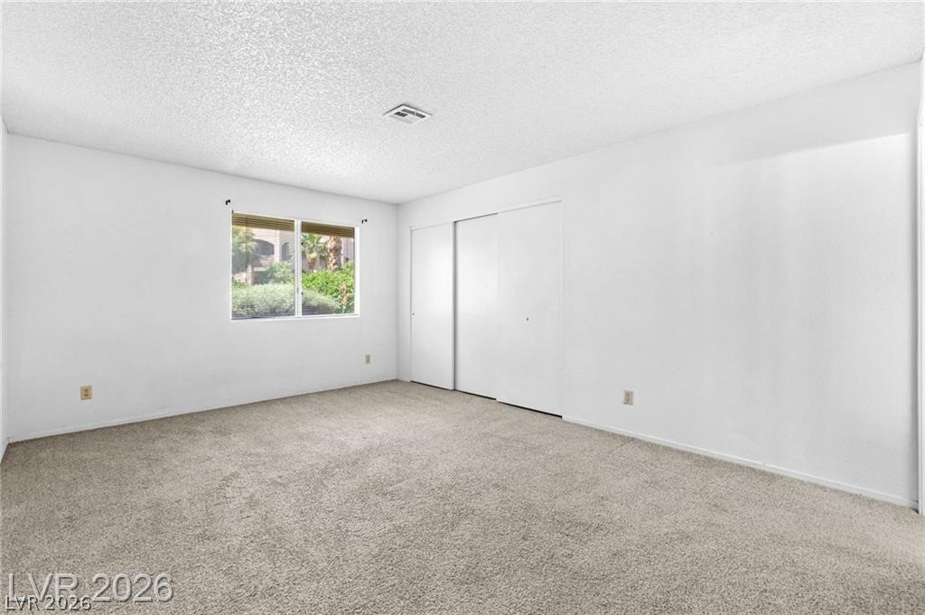 6867 Tamarus Street 104 Las Vegas NV 89119
