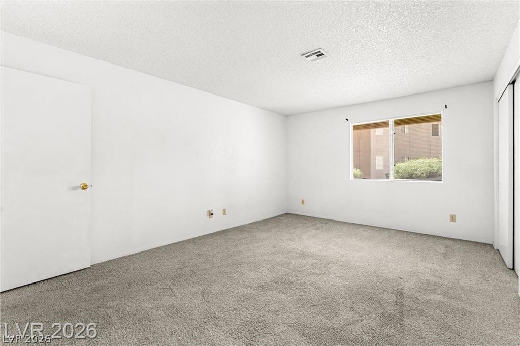 6867 Tamarus Street 104 Las Vegas NV 89119