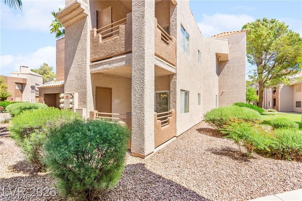 6867 Tamarus Street 104 Las Vegas NV 89119
