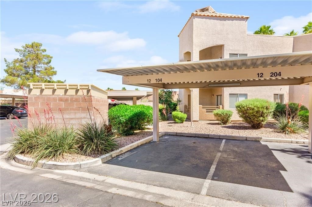 6867 Tamarus Street 104 Las Vegas NV 89119