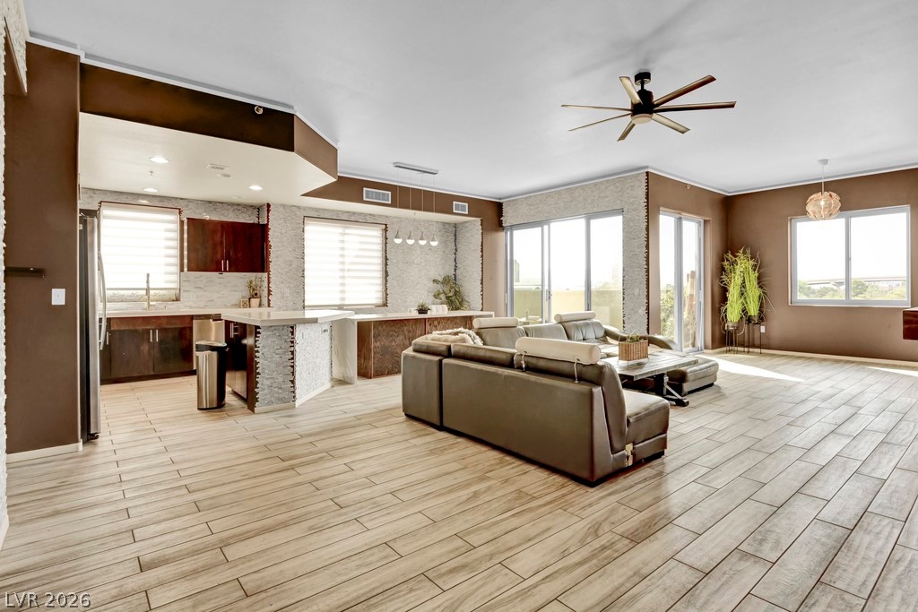 8255 Las Vegas Boulevard 502 Las Vegas NV 89123