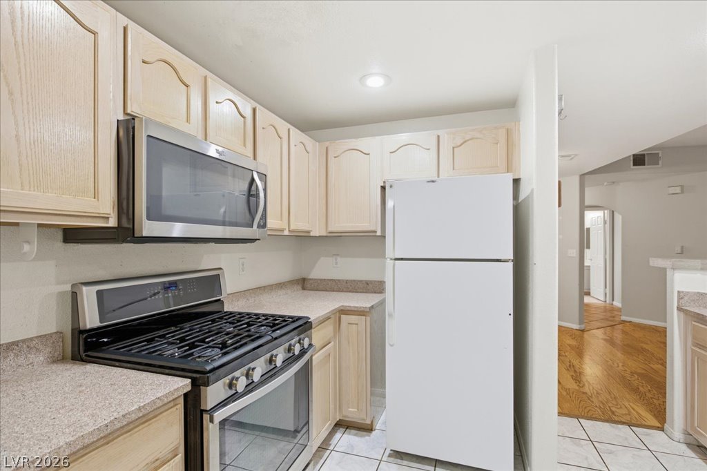 1708 Hills Of Red Drive 104 Las Vegas NV 89128