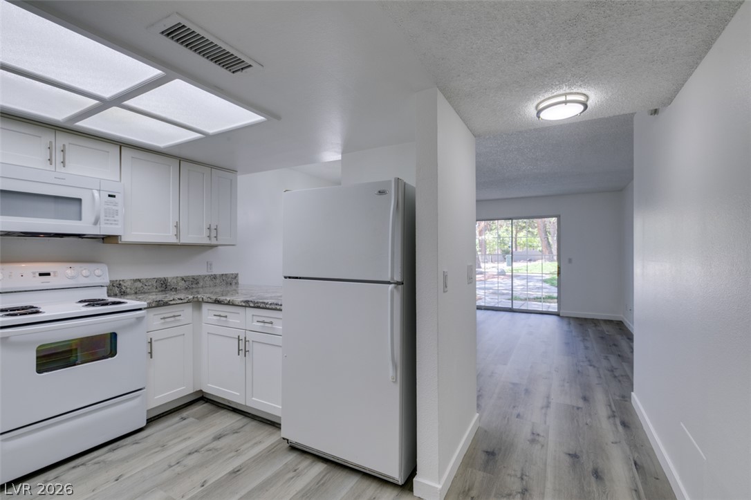 3823 South Maryland Parkway P4 Las Vegas NV 89119
