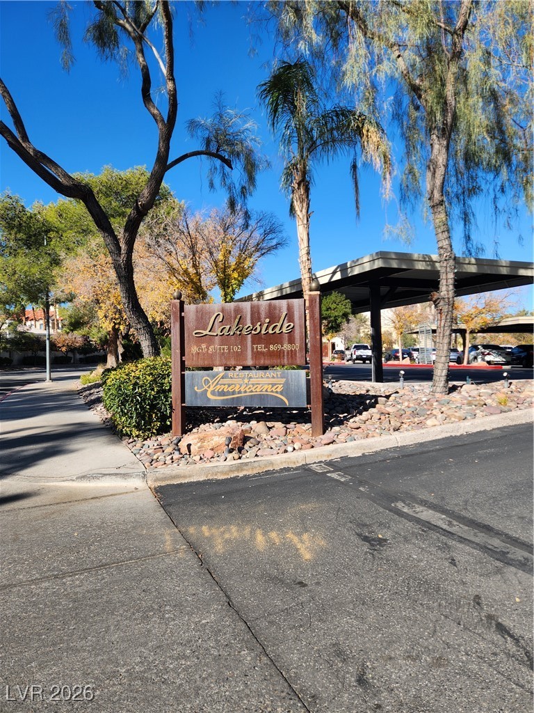 3150 Soft Breezes Drive 2005 Las Vegas NV 89128