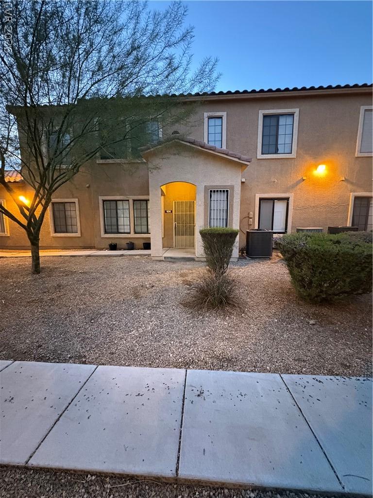 2131 Hussium Hills Street 206 Las Vegas NV 89108
