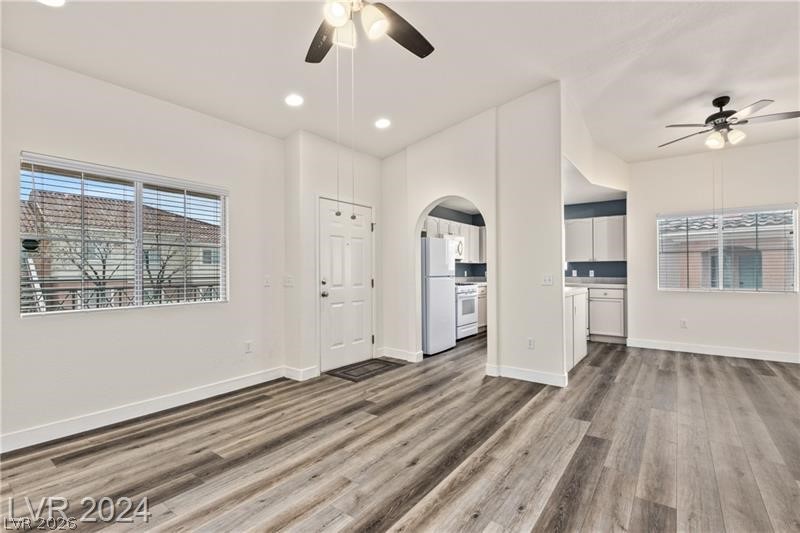 352 Amber Pine Street 201 Las Vegas NV 89144