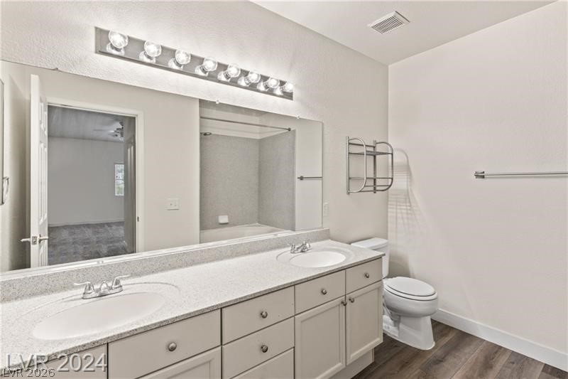 352 Amber Pine Street 201 Las Vegas NV 89144