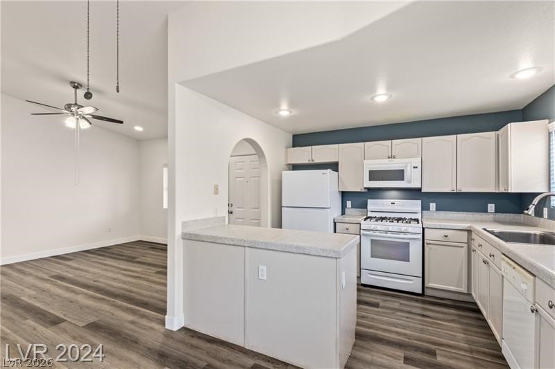 352 Amber Pine Street 201 Las Vegas NV 89144