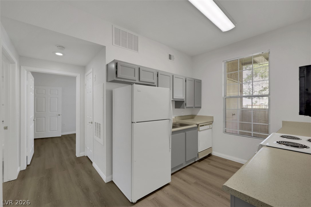 231 West Horizon Ridge Parkway 316 Henderson NV 89012