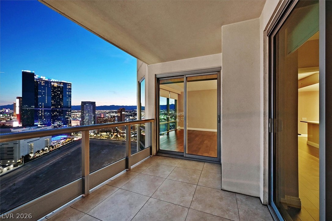 222 Karen Avenue 3802 Las Vegas NV 89109