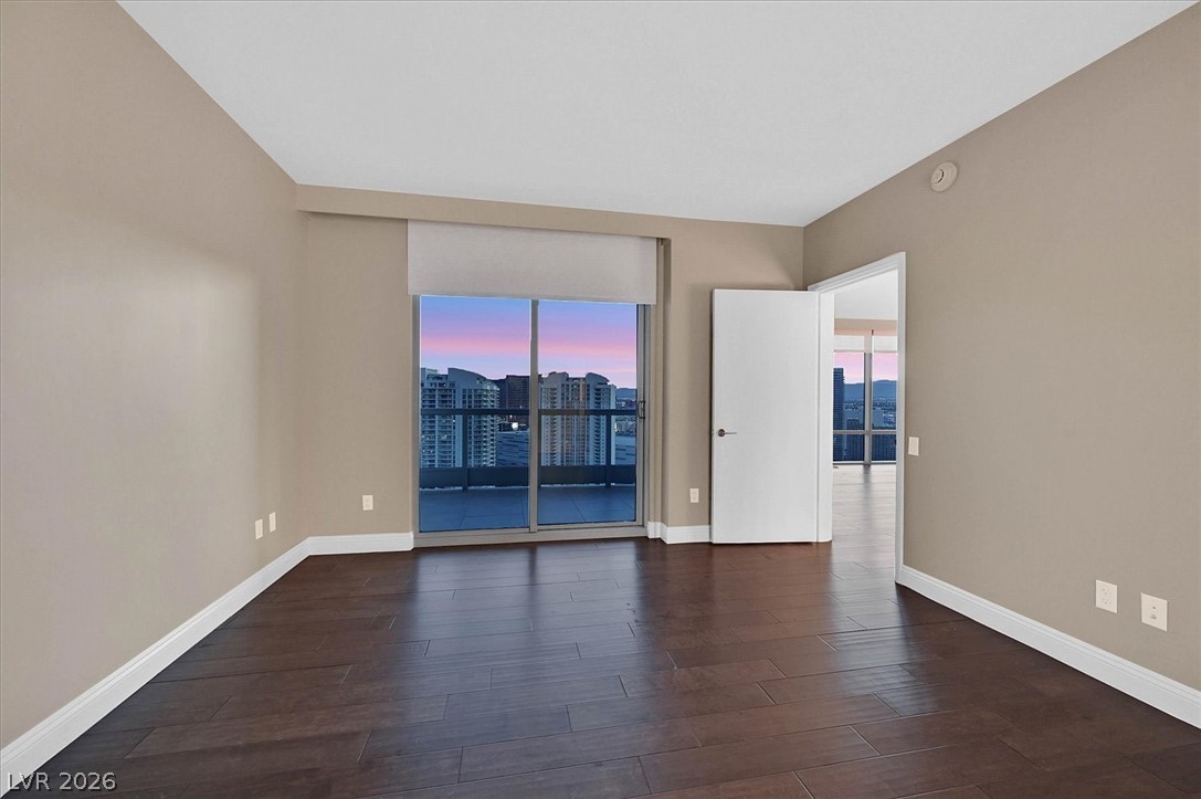 222 Karen Avenue 3802 Las Vegas NV 89109