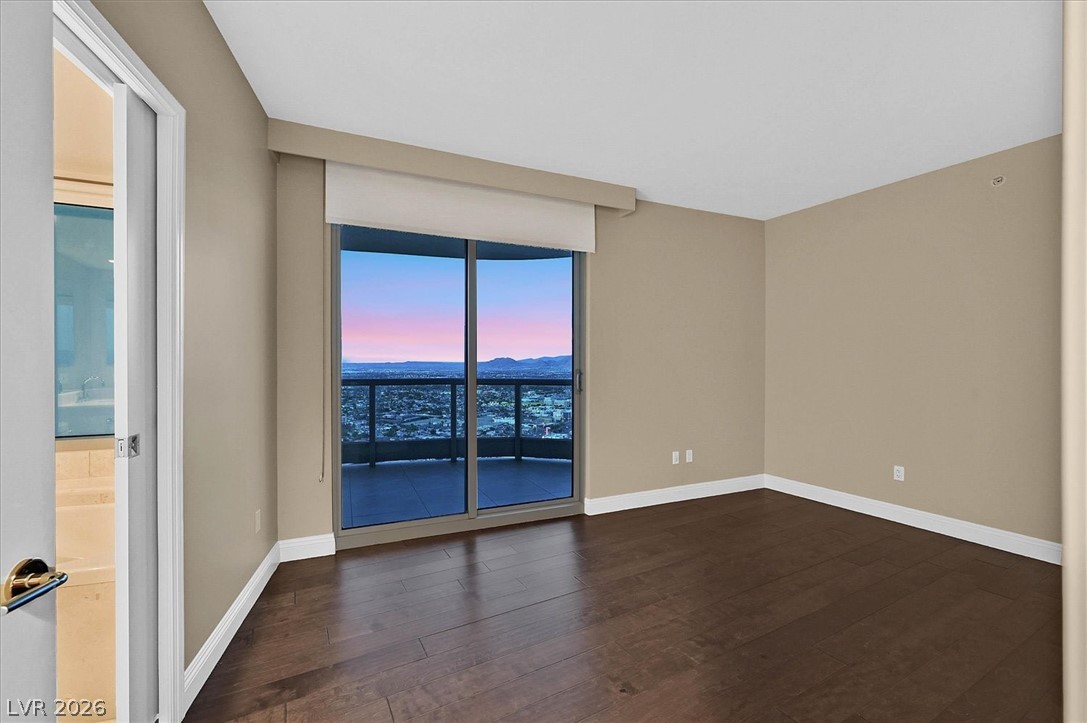 222 Karen Avenue 3802 Las Vegas NV 89109
