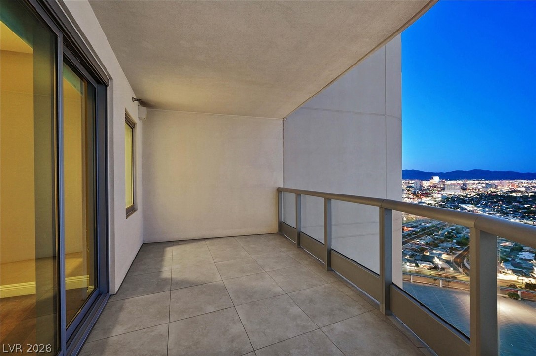 222 Karen Avenue 3802 Las Vegas NV 89109