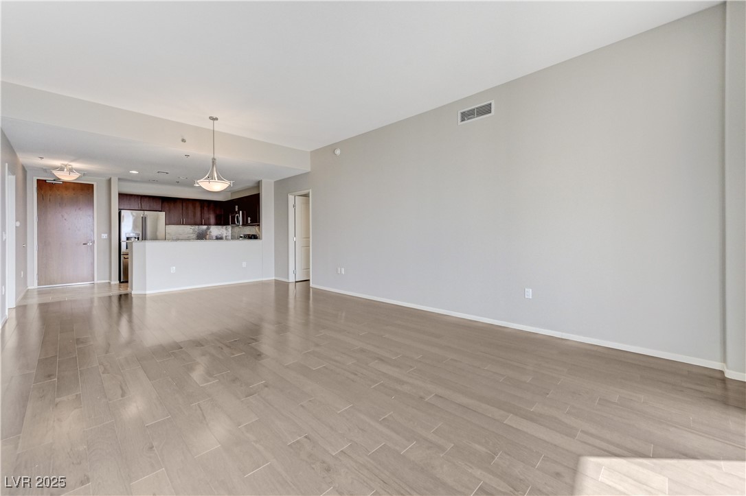 8255 Las Vegas Boulevard 1816 Las Vegas NV 89123