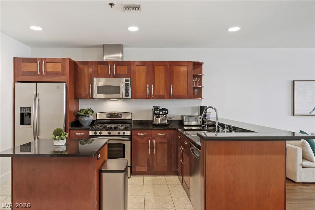 4525 Dean Martin Drive 2505 Las Vegas NV 89103