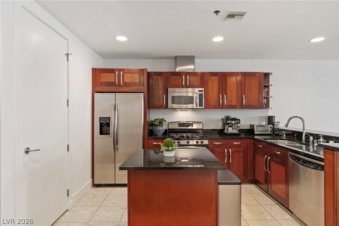 4525 Dean Martin Drive 2505 Las Vegas NV 89103