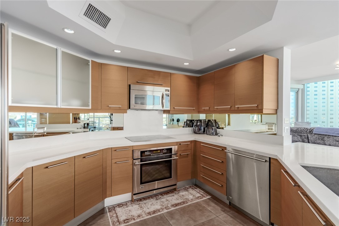 222 Karen Avenue 708 Las Vegas NV 89109