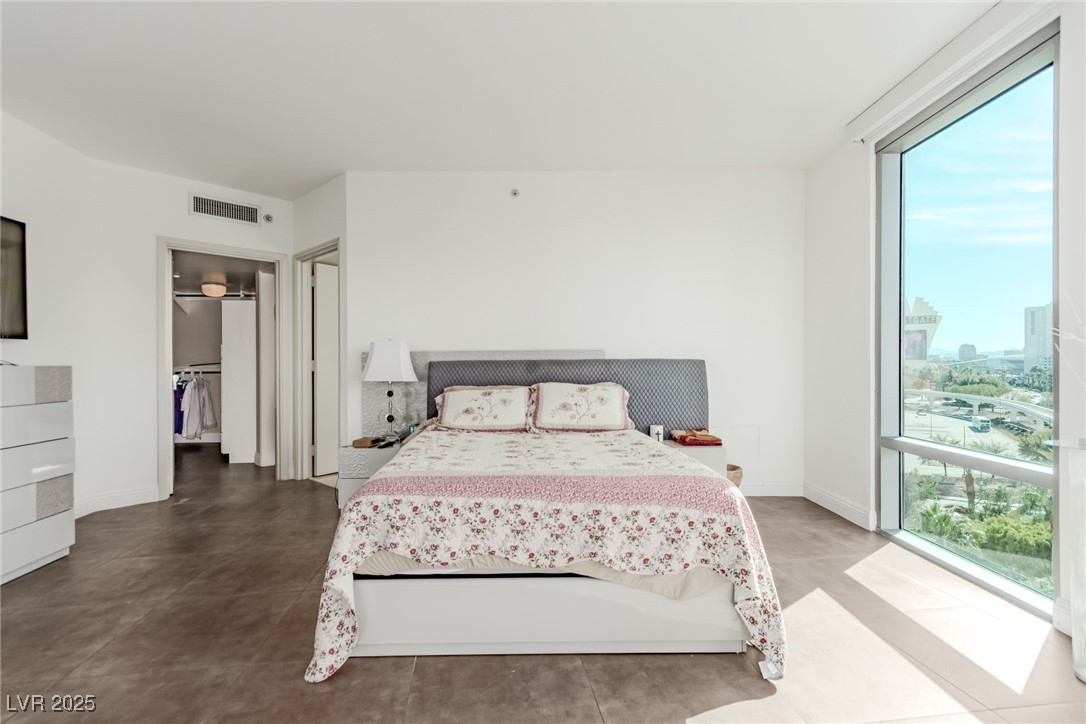 222 Karen Avenue 708 Las Vegas NV 89109