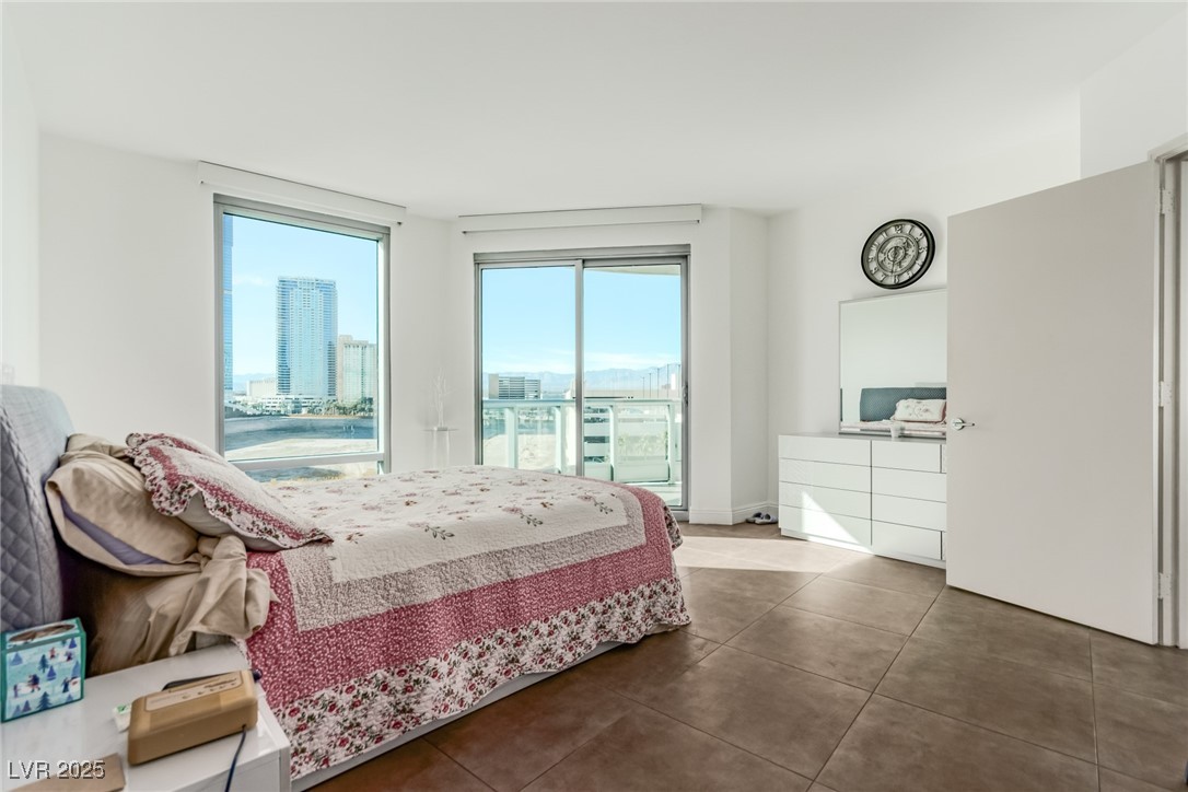 222 Karen Avenue 708 Las Vegas NV 89109