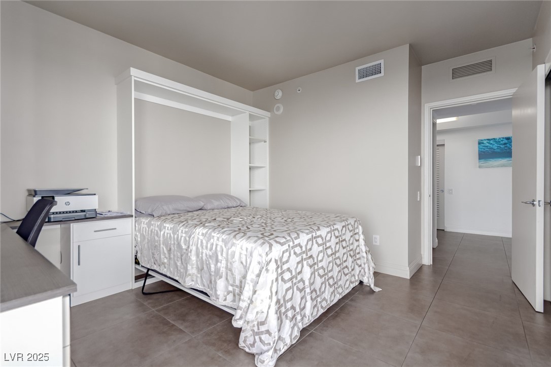 222 Karen Avenue 708 Las Vegas NV 89109