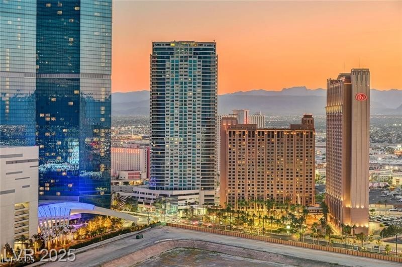 222 Karen Avenue 708 Las Vegas NV 89109