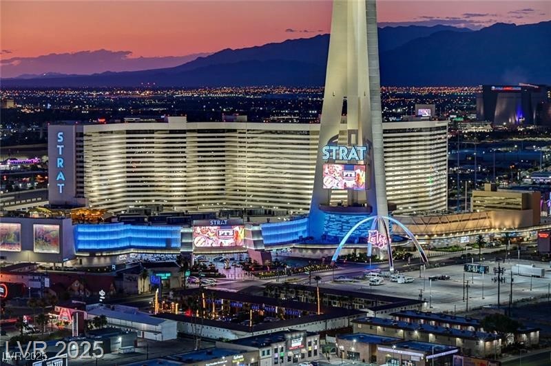 222 Karen Avenue 708 Las Vegas NV 89109