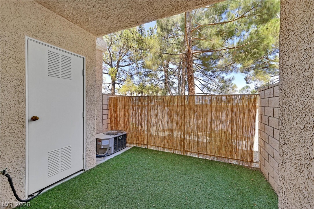 251 South Green Valley Parkway 2012 Henderson NV 89012