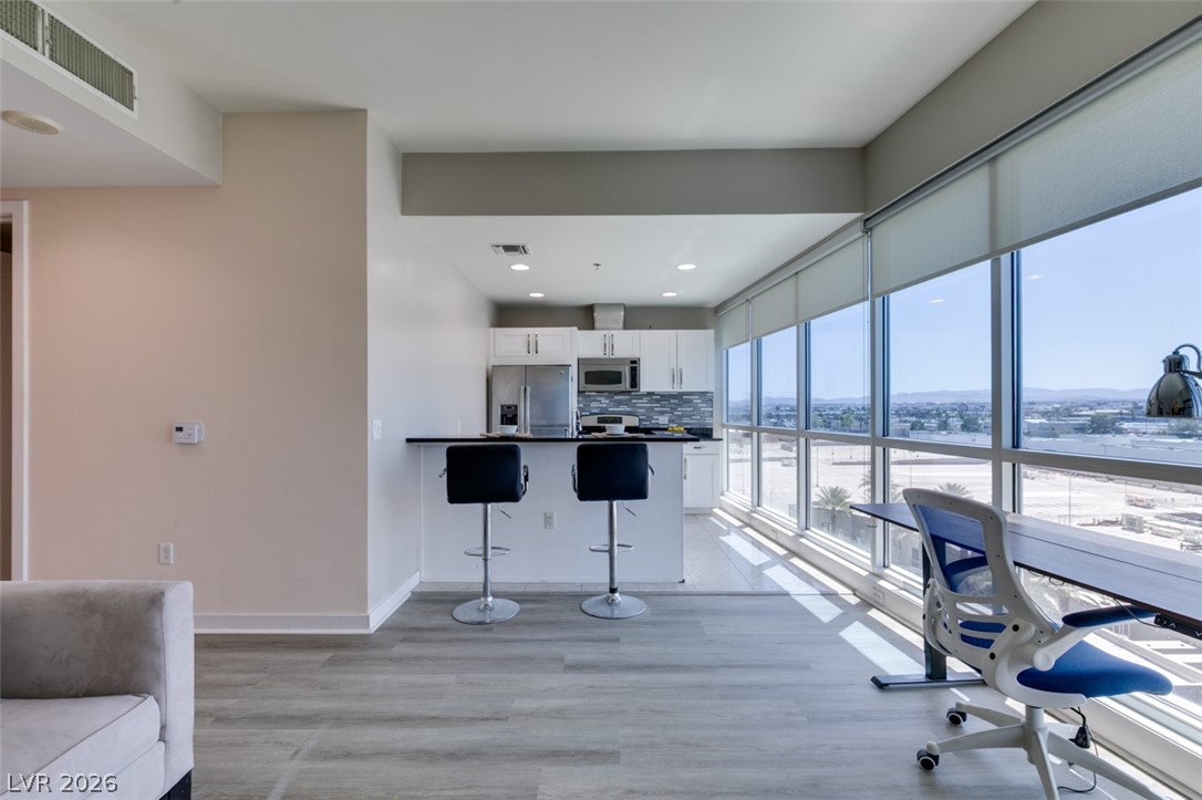 4525 Dean Martin Drive 810 Las Vegas NV 89103