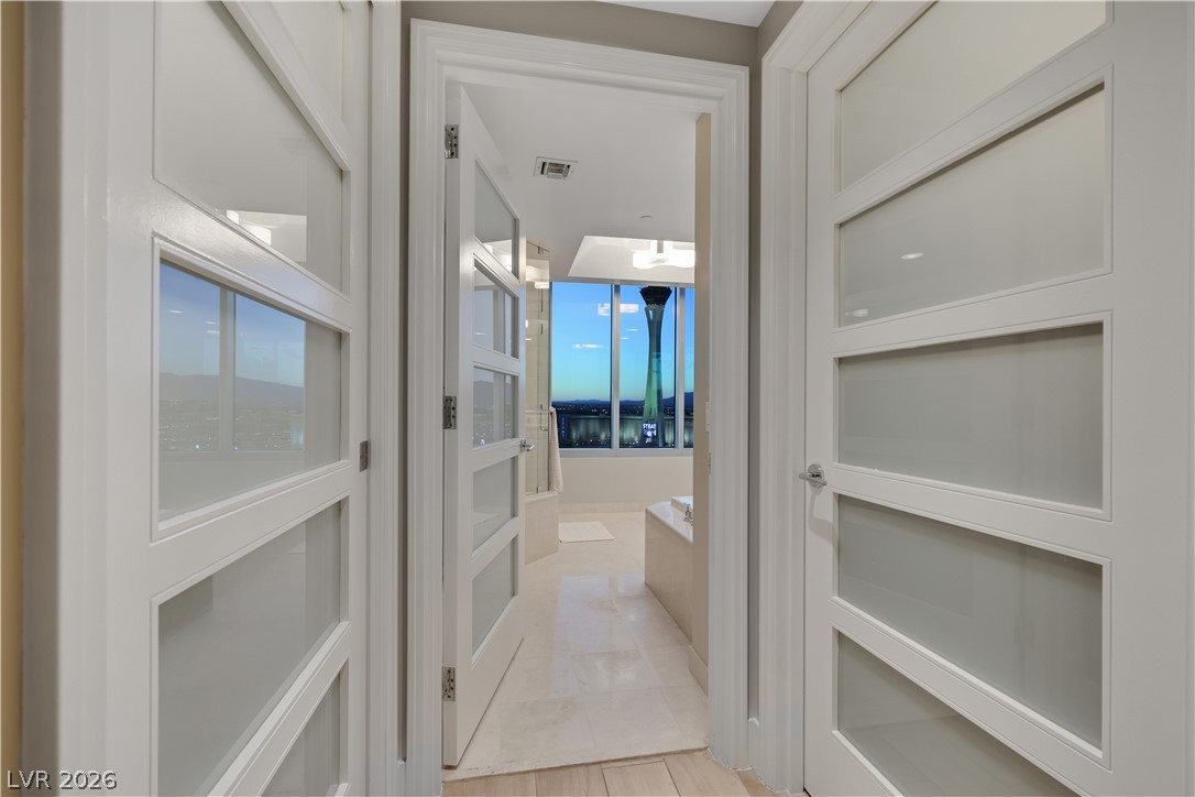 322 Karen Avenue 2902 Las Vegas NV 89109