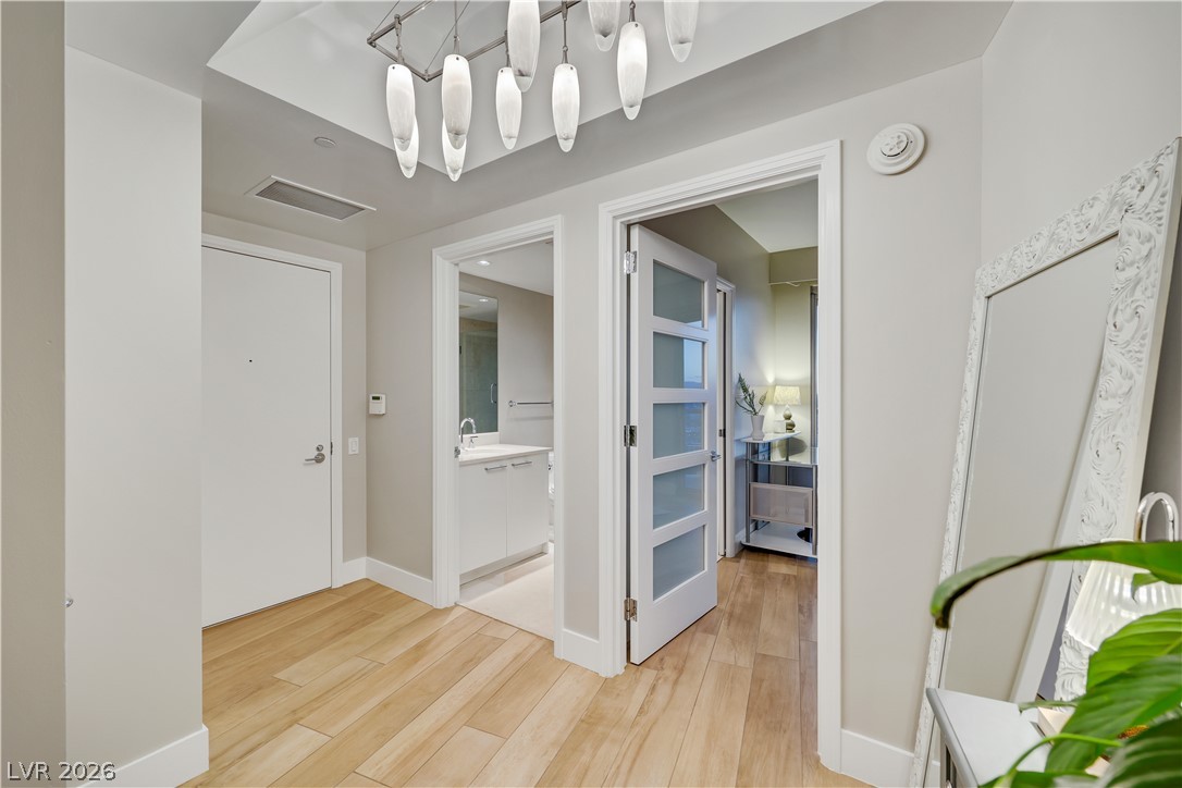 322 Karen Avenue 2902 Las Vegas NV 89109