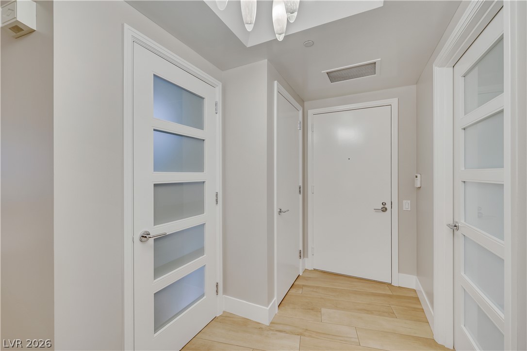 322 Karen Avenue 2902 Las Vegas NV 89109