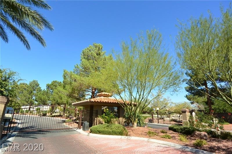 4900 Black Bear Road 204 Las Vegas NV 89149