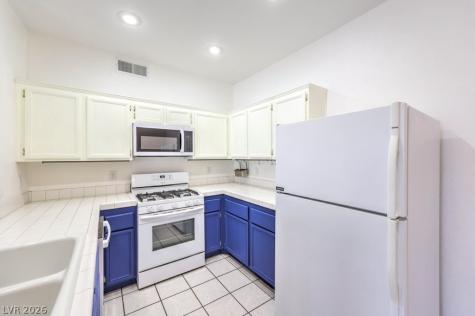 2201 Ramsgate Drive 1017 Henderson NV 89074