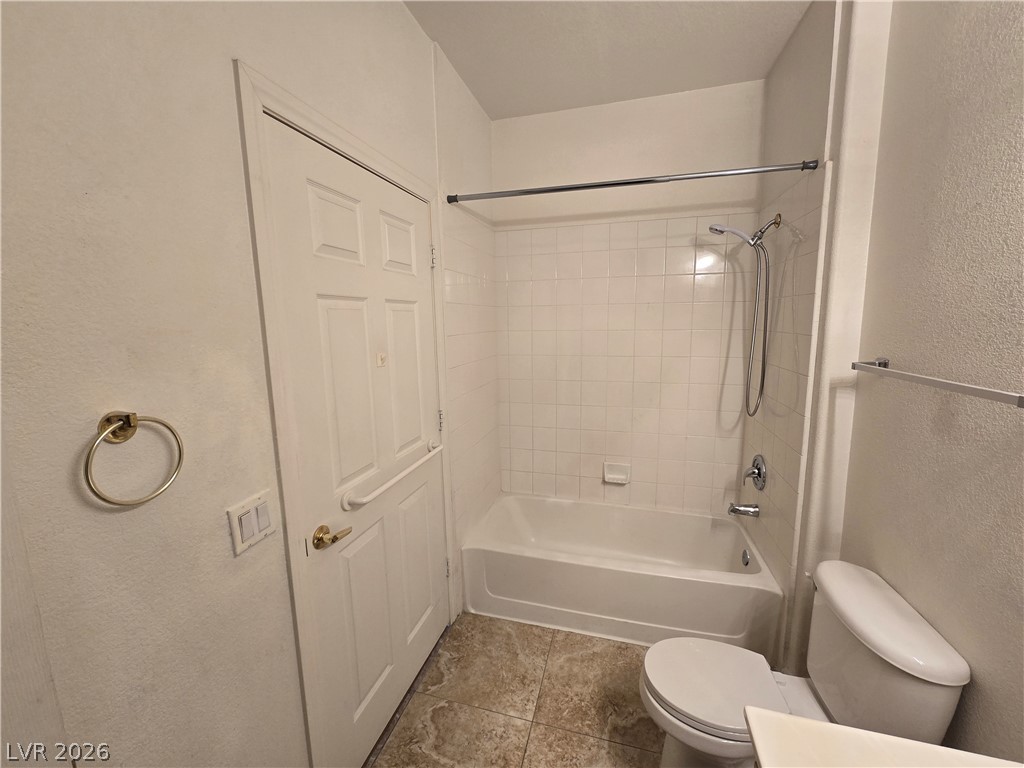 3924 Quiet Pine Street 202 Las Vegas NV 89108