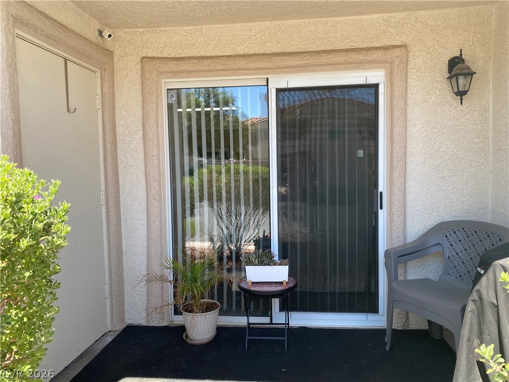 7912 Foxwood Place 102 Las Vegas NV 89145