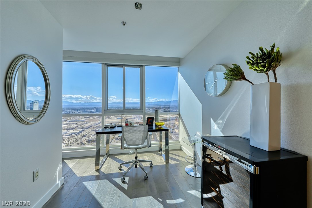 4525 Dean Martin Drive 2806 Las Vegas NV 89103