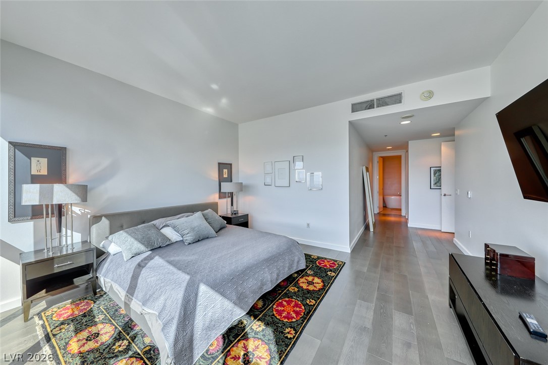4525 Dean Martin Drive 2806 Las Vegas NV 89103