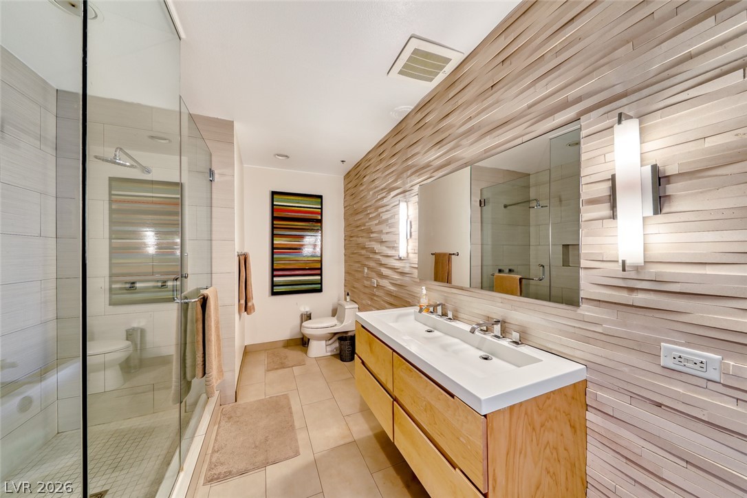 4525 Dean Martin Drive 2806 Las Vegas NV 89103