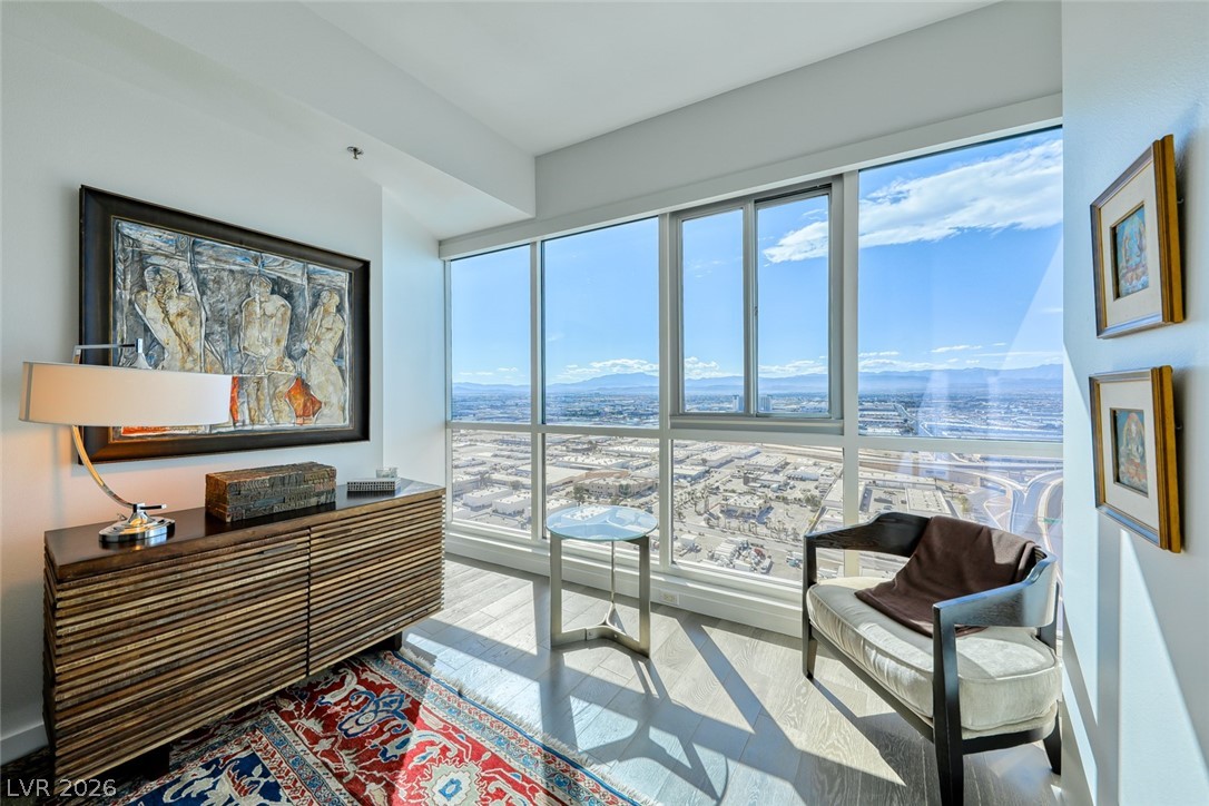 4525 Dean Martin Drive 2806 Las Vegas NV 89103