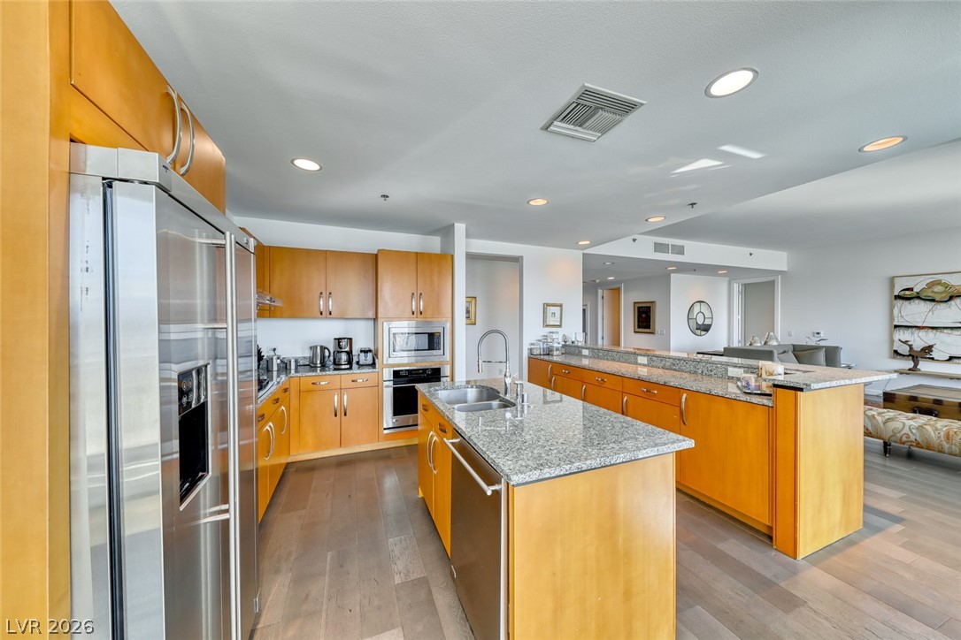 4525 Dean Martin Drive 2806 Las Vegas NV 89103