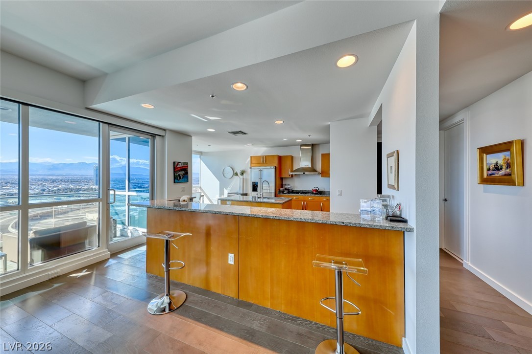 4525 Dean Martin Drive 2806 Las Vegas NV 89103