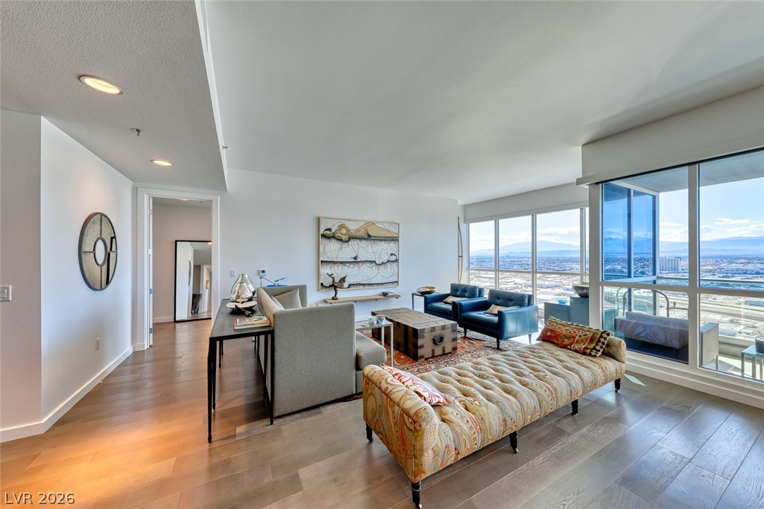 4525 Dean Martin Drive 2806 Las Vegas NV 89103