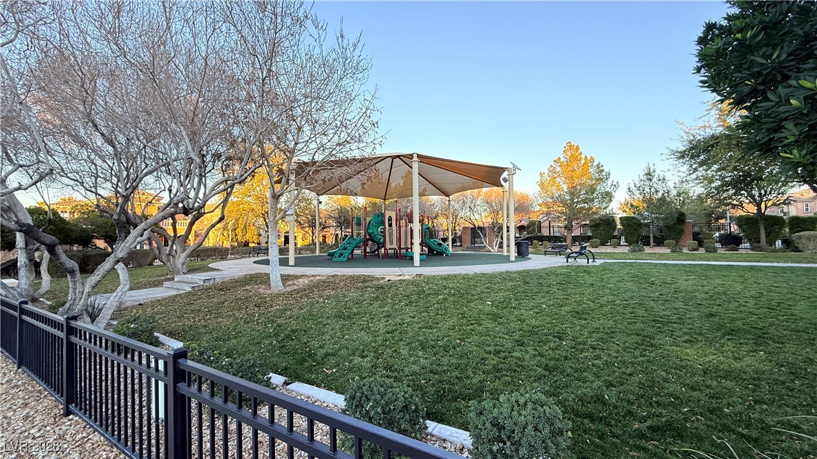 1866 Via Delle Arti 2101 Henderson NV 89044