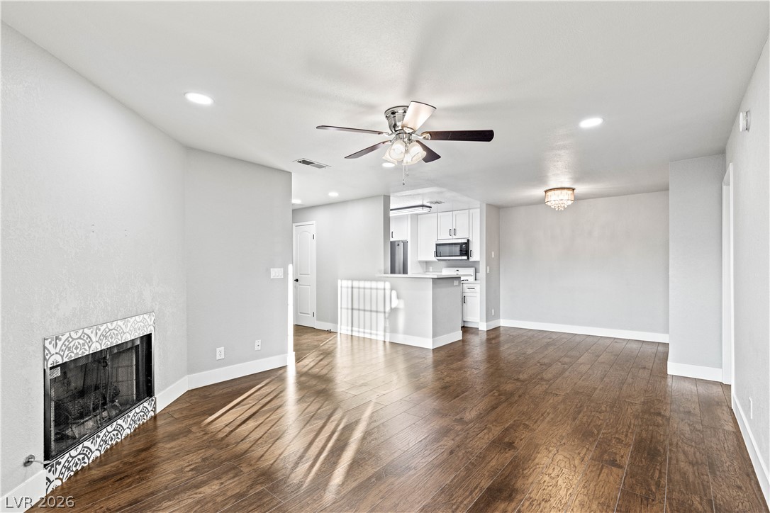 2200 South Fort Apache Road 2004 Las Vegas NV 89117