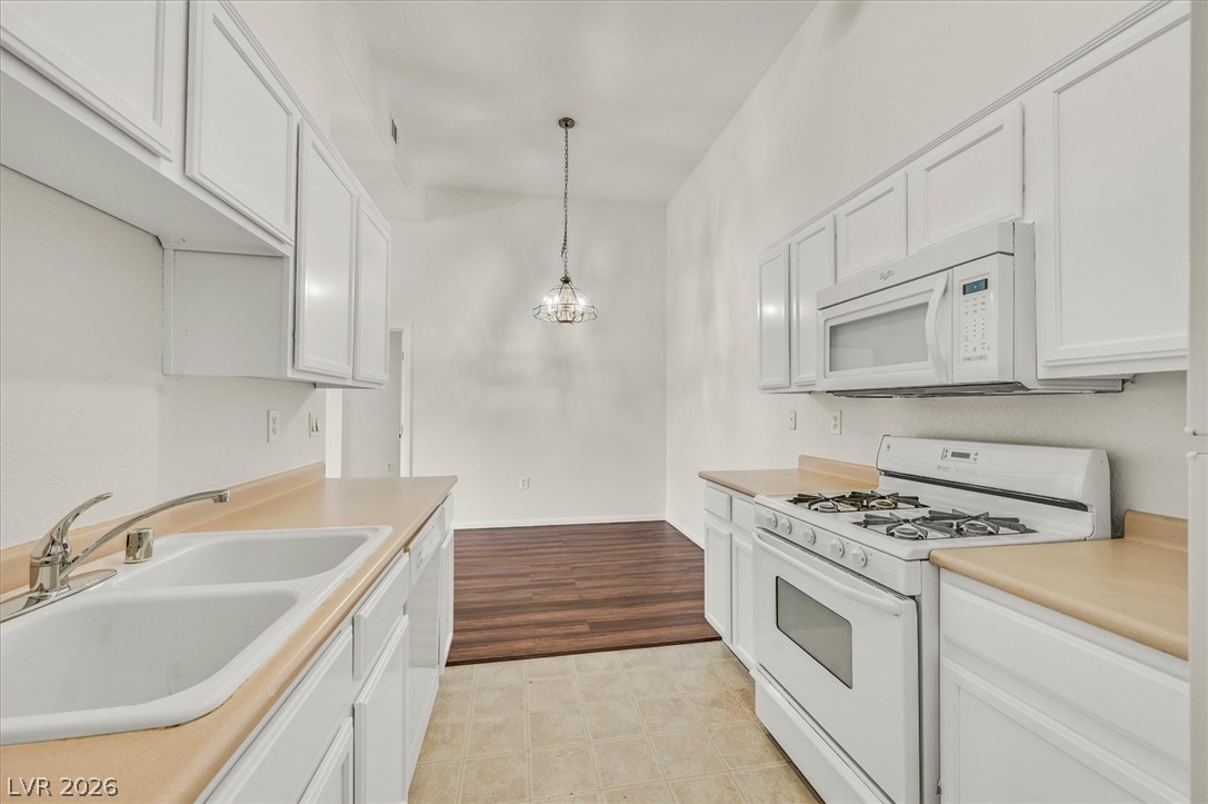 3350 Cactus Shadow Street 201 Las Vegas NV 89129