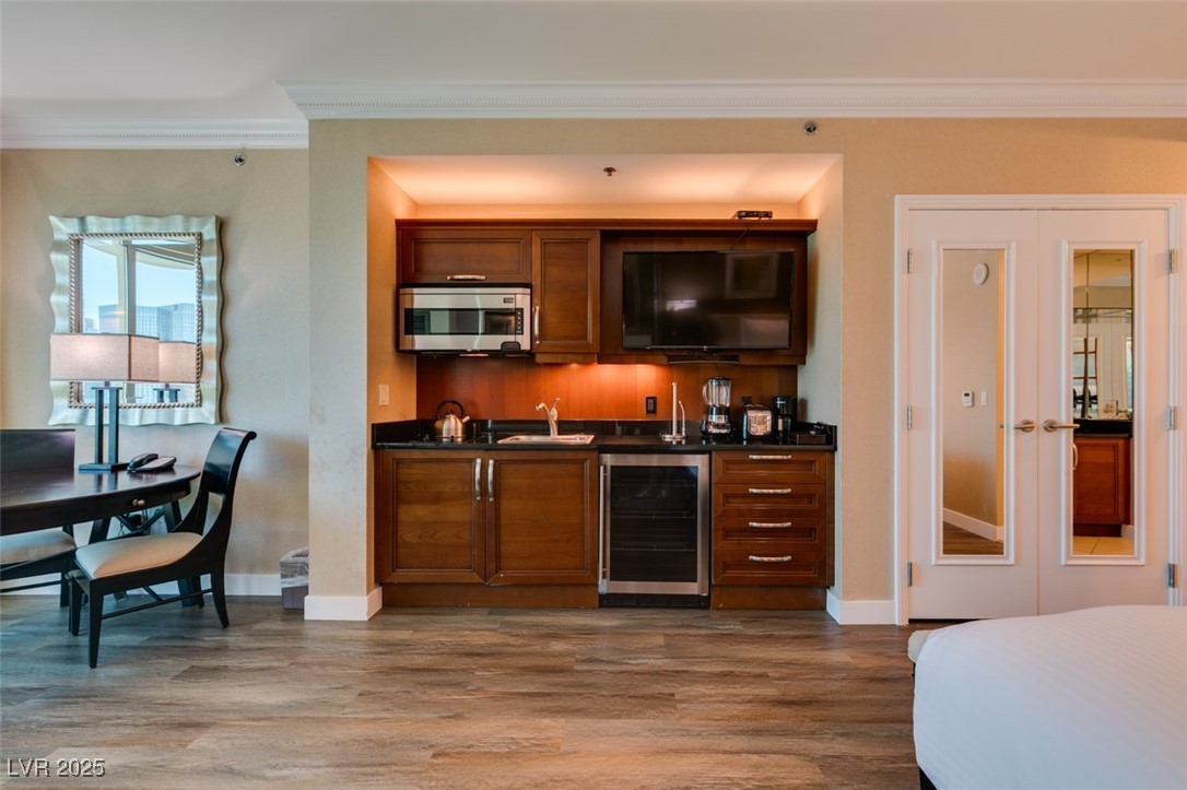 135 East Harmon Avenue 2705 Las Vegas NV 89109