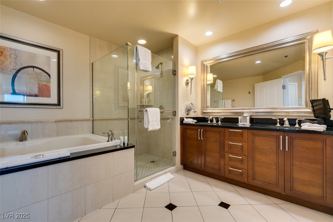 135 East Harmon Avenue 2705 Las Vegas NV 89109