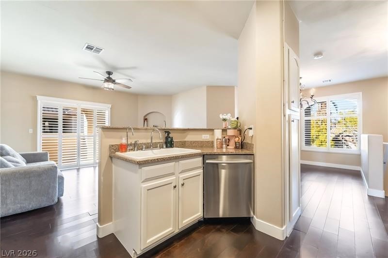 2050 West Warm Springs Road 4323 Henderson NV 89014